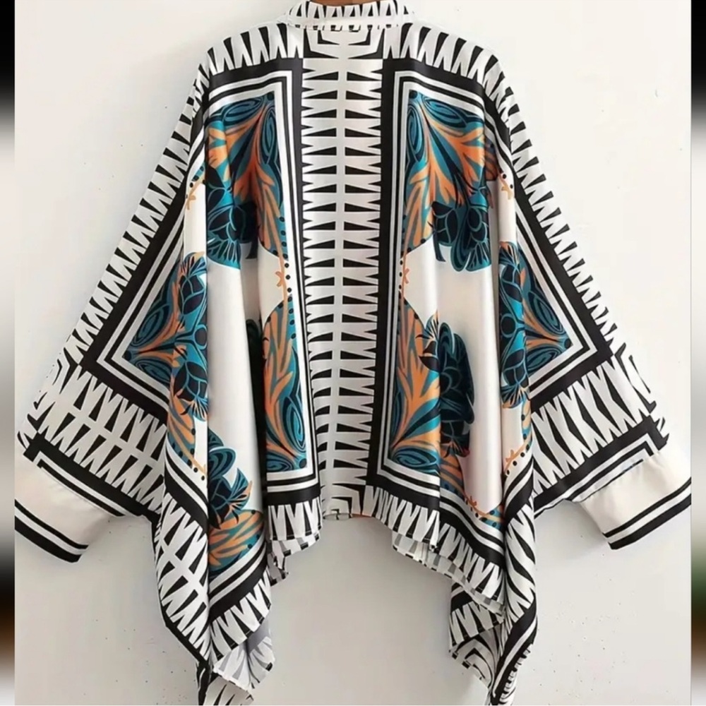 Beautiful jumpsuit for a vacation - Picture 9 of 12